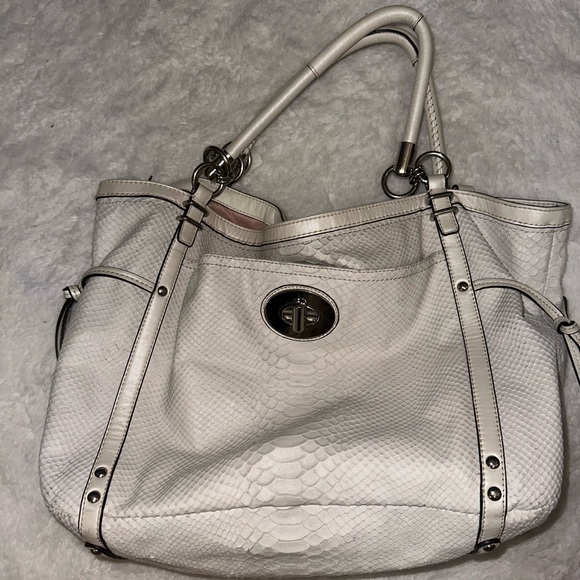 Coach White Snakeskin Shoulder Bag - Picture 1 of 5